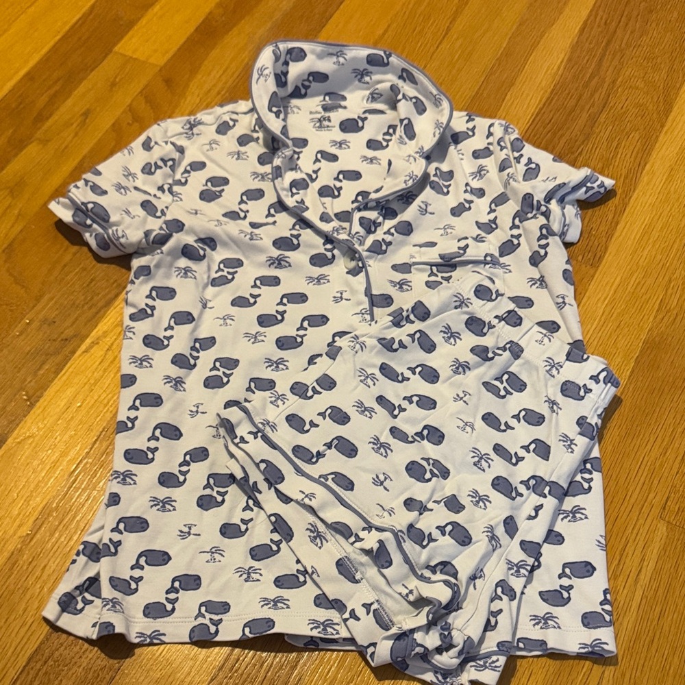 EUC Roller Rabbit Blue and White Whale Pajama Set